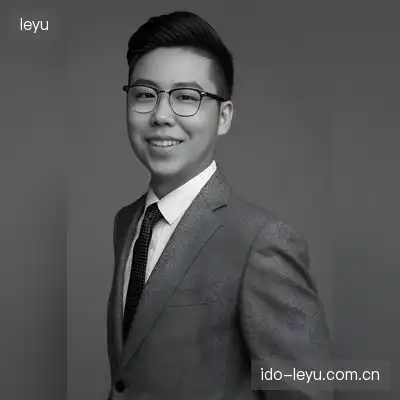 卢瑞
